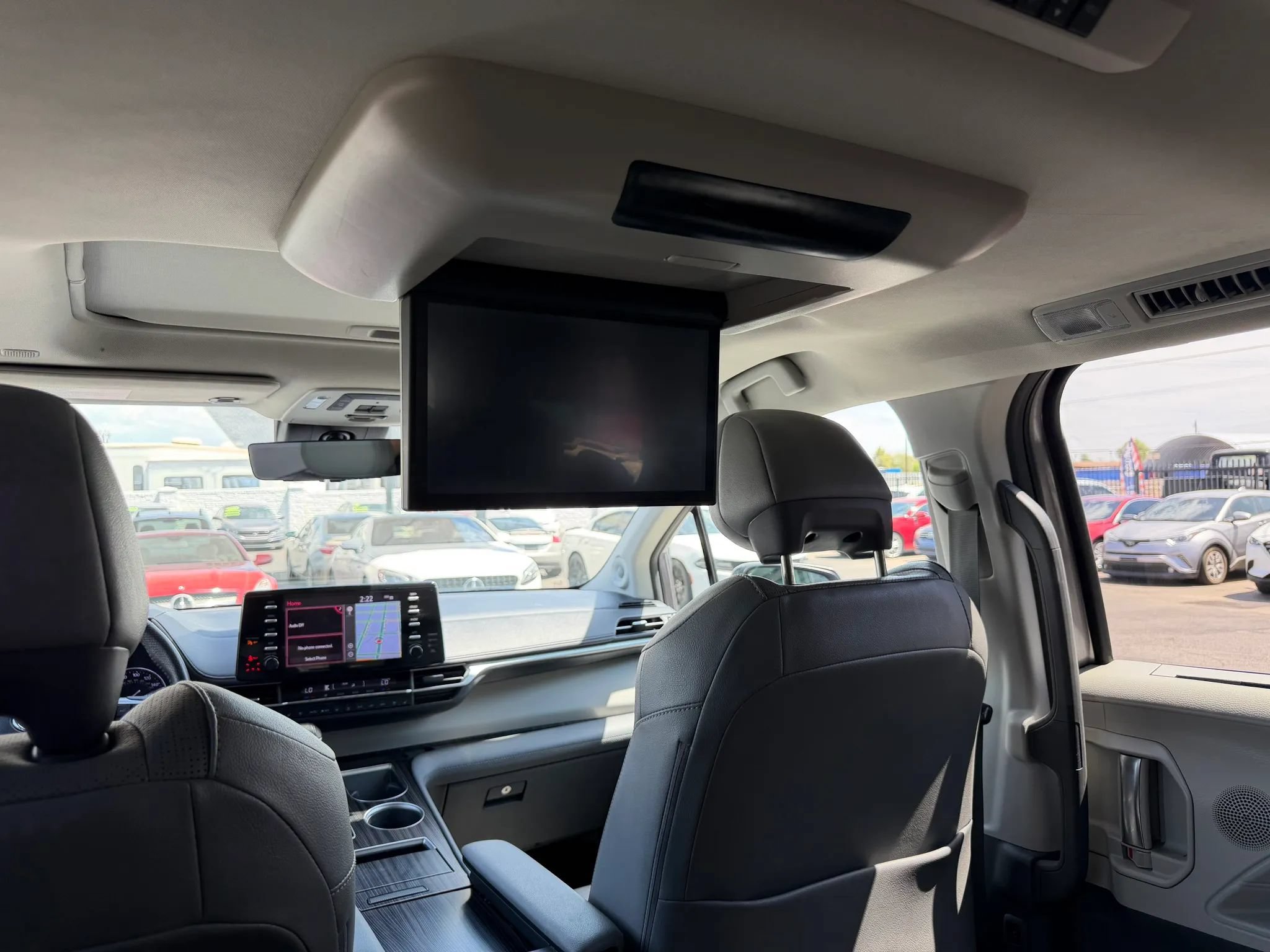 Used 2021 Toyota Sienna Limited FWD image 19