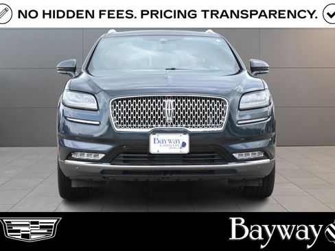Used 2022 Lincoln Nautilus Black Label w/ Class II Trailer Tow Package AWD/4WD image 2