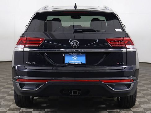 Used 2021 Volkswagen Atlas Cross Sport SEL AWD/4WD image 14