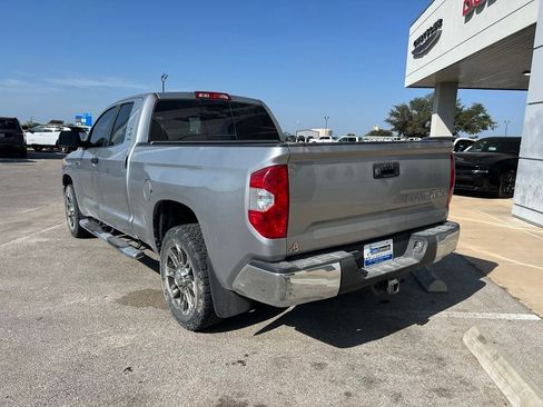 Used 2015 Toyota Tundra SR5 w/ SR5 Upgrade Package AWD/4WD image 3