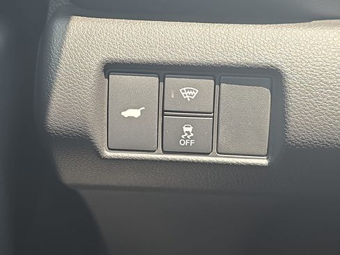 Used 2025 Honda Pilot Black Edition image 26