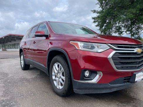 Used 2019 Chevrolet Traverse LT FWD image 22