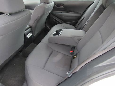 Used 2024 Toyota Corolla LE FWD image 15
