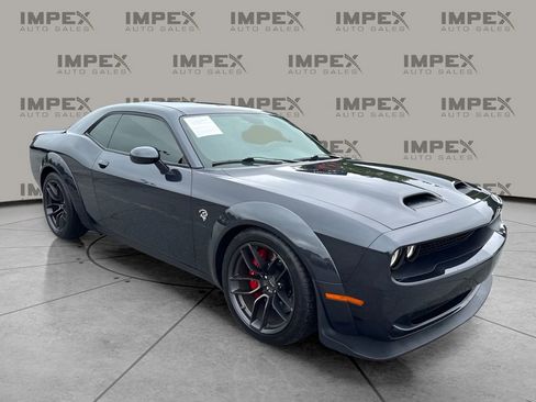 Used 2019 Dodge Challenger SRT Hellcat w/ Widebody Package RWD image 7