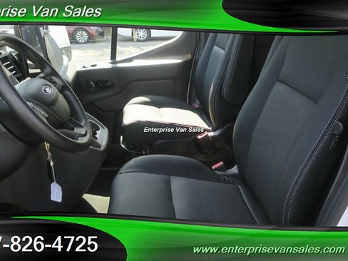 Used 2023 Ford Transit 350 XLT image 18