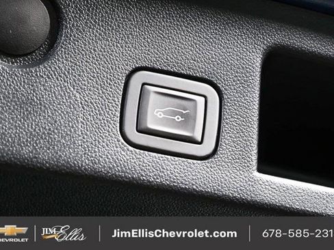 Used 2025 Chevrolet Equinox LT w/ Convenience Package II image 26