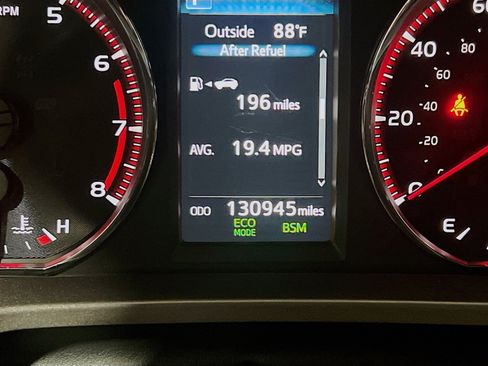 Used 2016 Toyota RAV4 SE w/ Protection Package AWD/4WD image 8