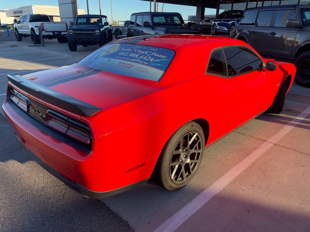 Used 2018 Dodge Challenger R/T RWD image 7