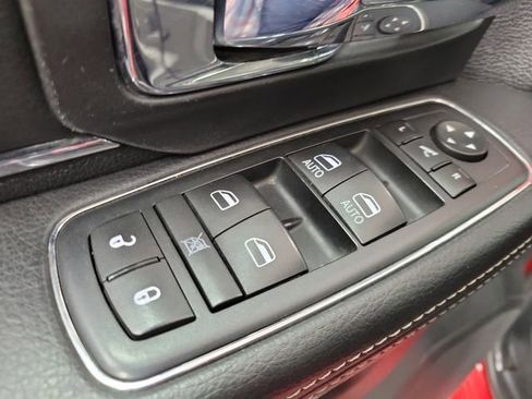 Used 2016 RAM 1500 Laramie AWD/4WD image 17