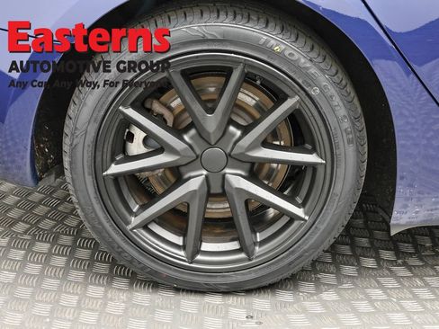 Used 2023 Tesla Model 3 Standard Range image 8
