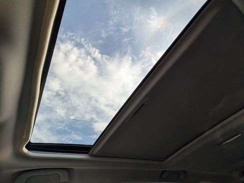 Used 2021 Subaru Forester Premium image 27