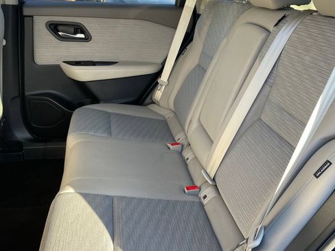 Certified 2021 Nissan Rogue SV AWD/4WD image 8