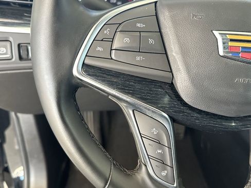 Used 2025 Cadillac XT5 Premium Luxury image 23