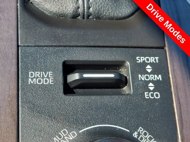Certified 2020 Toyota Highlander Platinum AWD/4WD image 25