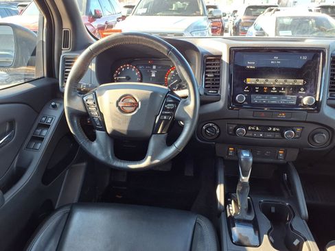 Used 2022 Nissan Frontier PRO-4X w/ Pro-4X Premium Package image 8