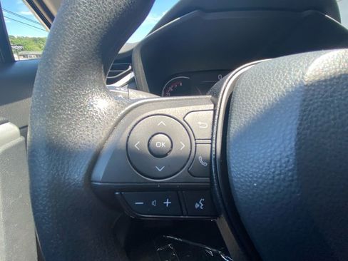 Used 2023 Toyota RAV4 LE AWD/4WD image 13