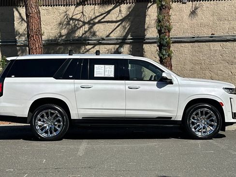 Used 2023 Cadillac Escalade ESV Premium Luxury w/ LPO, Radiant Package AWD/4WD image 2