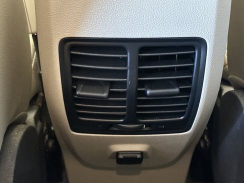 Used 2018 Ford Escape SEL AWD/4WD image 15