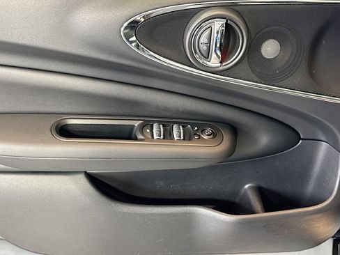 Used 2017 MINI Cooper Clubman ALL4 image 15