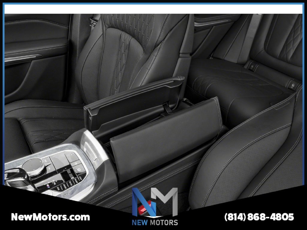 Certified 2022 BMW X5 M50i w/ Executive Package AWD/4WD image 10
