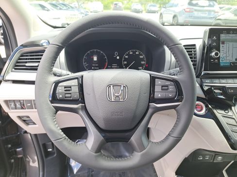 New 2026 Honda Odyssey Touring image 25