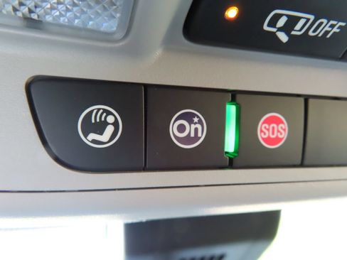 Certified 2020 Chevrolet Equinox LT AWD/4WD image 14