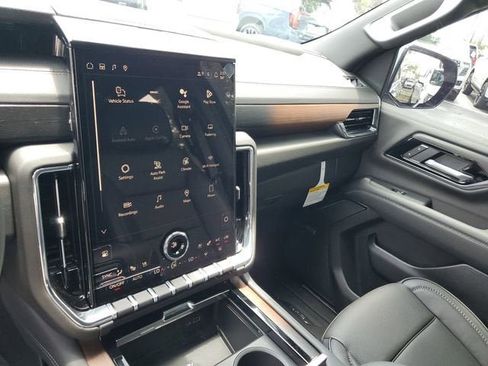 New 2026 GMC Yukon Denali w/ LPO, Floor Liner Package RWD image 26