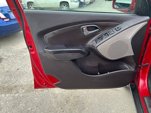 Used 2014 Hyundai Tucson Limited FWD image 13