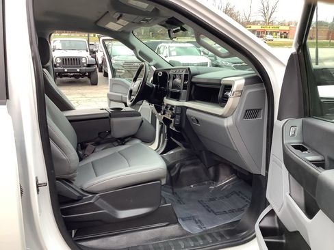 Used 2023 Ford F350 XL AWD/4WD image 12