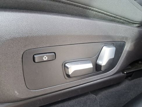 Used 2019 BMW X3 xDrive30i image 17