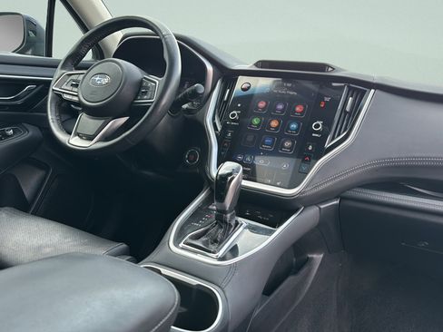 Used 2020 Subaru Outback Limited image 30