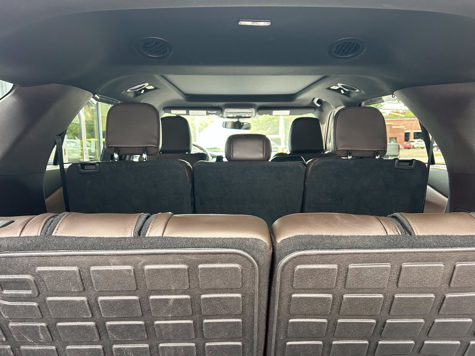 Used 2022 Ford Explorer King Ranch w/ Class IV Trailer Tow Package AWD/4WD image 8