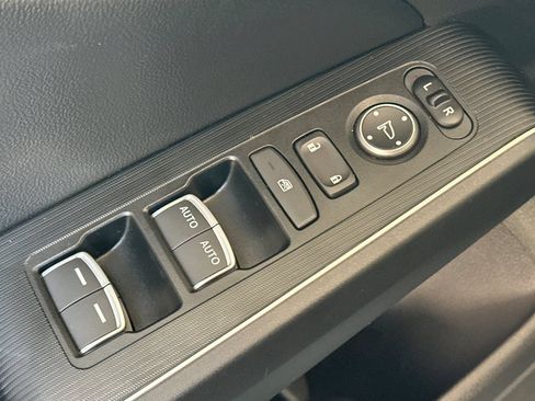 Used 2024 Honda Civic Touring image 12
