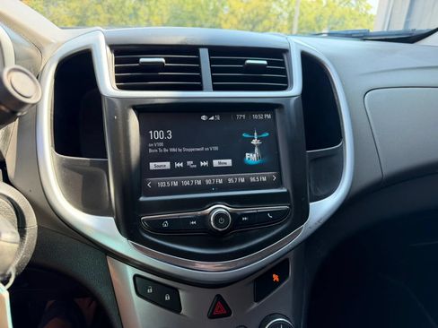 Used 2017 Chevrolet Sonic LT FWD image 10