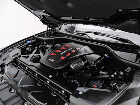 Used 2024 BMW X5 M Competition w/ Executive Package image 74