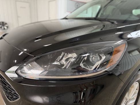 Used 2022 Ford Escape SE AWD/4WD image 6