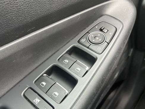 Used 2020 Hyundai Santa Fe SE image 24