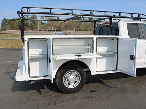 Used 2024 Ford F250 XL image 10