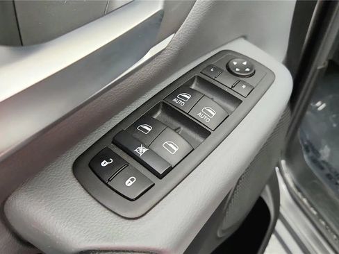 Used 2022 RAM 1500 Big Horn AWD/4WD image 31