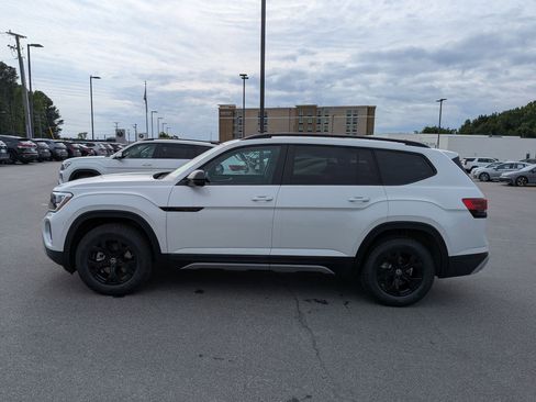 New 2026 Volkswagen Atlas Peak Edition AWD/4WD image 6