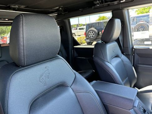 New 2026 Ford Bronco Big Bend w/ Black Diamond Package AWD/4WD image 17