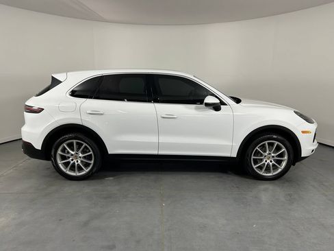 Used 2019 Porsche Cayenne AWD/4WD image 8