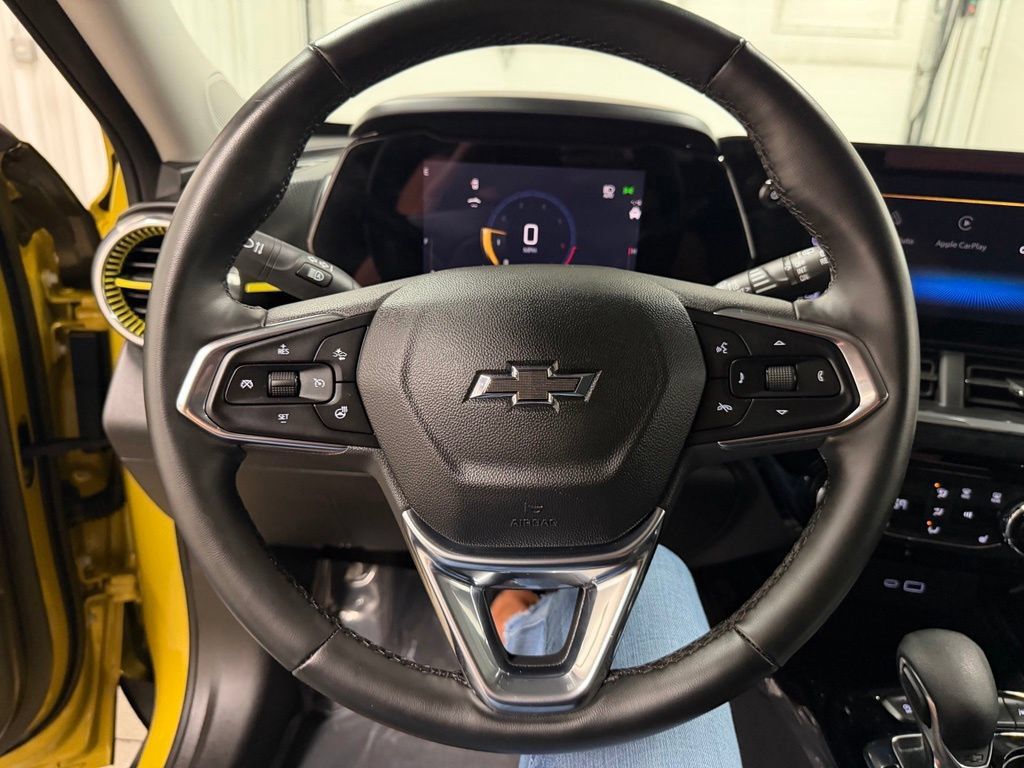 Used 2025 Chevrolet Trax ACTIV w/ Driver Confidence Package FWD image 31