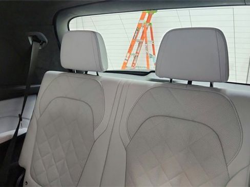 Used 2026 BMW X7 xDrive40i image 54