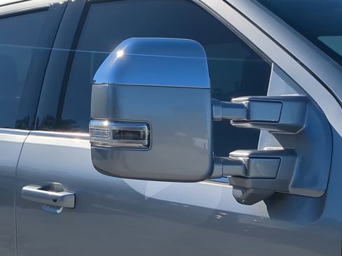 Used 2023 Ford F450 Platinum w/ FX4 Off-Road Package image 10