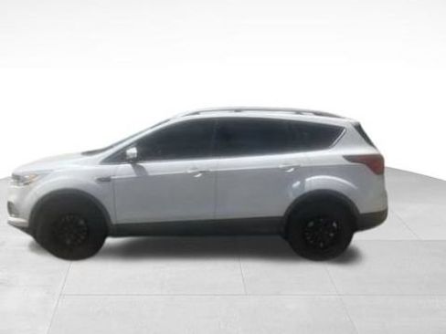 Certified 2019 Ford Escape Titanium AWD/4WD image 4