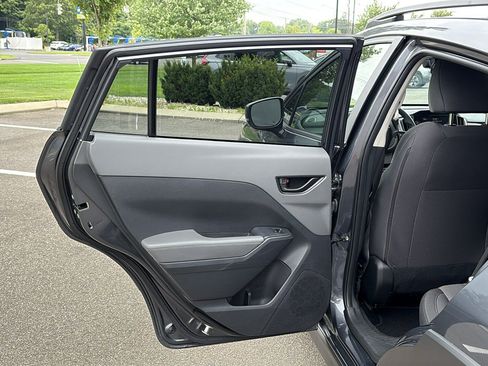 Used 2025 Subaru Crosstrek 2.5i Premium AWD/4WD image 22