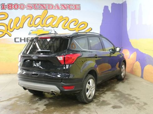 Used 2019 Ford Escape SEL AWD/4WD image 4