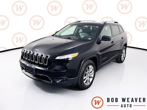 Used 2018 Jeep Cherokee Limited AWD/4WD image 3