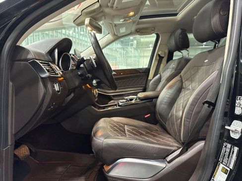 Used 2018 Mercedes-Benz GLS 550 4MATIC image 22